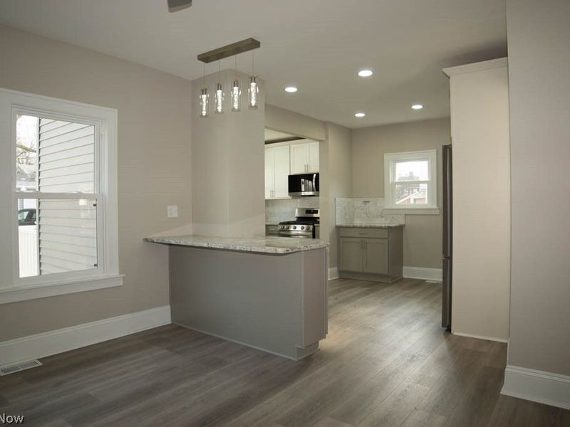 3970 Monticello Boulevard, Cleveland Heights, OH 44121 Photo 5