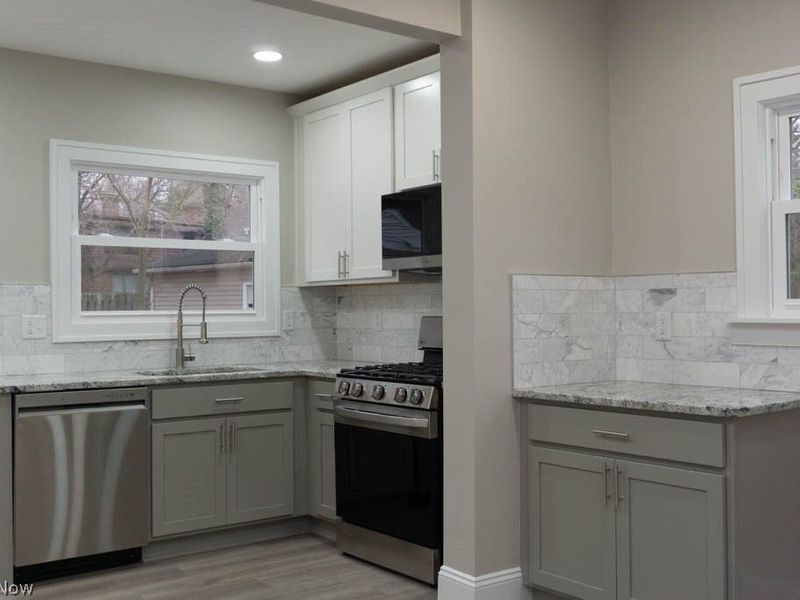 3970 Monticello Boulevard, Cleveland Heights, OH 44121 Photo 8