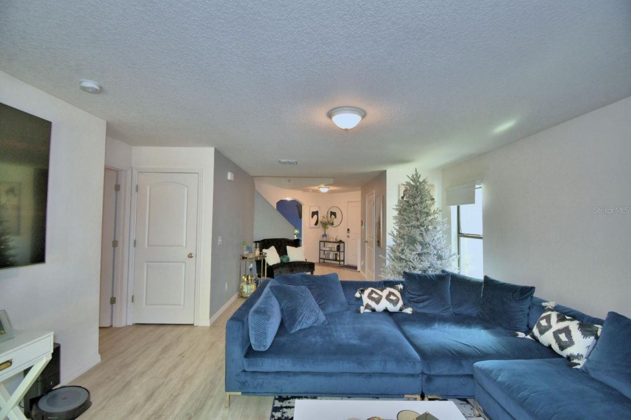 6286 Manitoba Drive , Lakeland, FL 33805 Photo