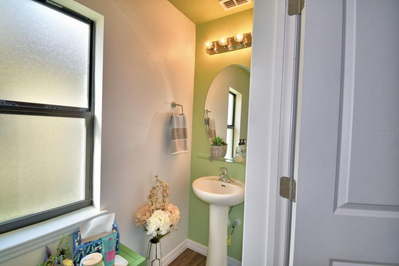 6286 Manitoba Drive , Lakeland, FL 33805 Photo