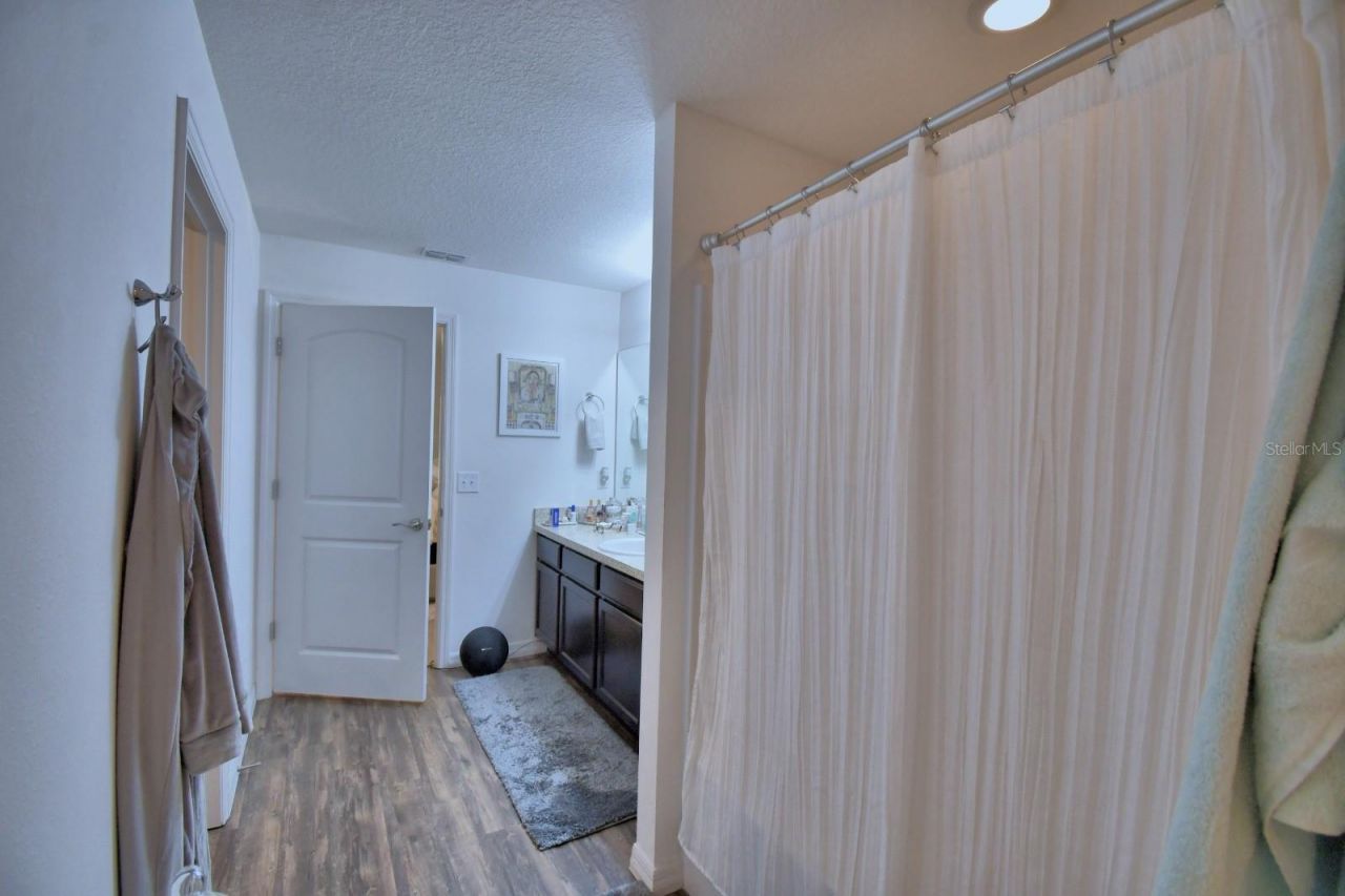 6286 Manitoba Drive , Lakeland, FL 33805 Photo