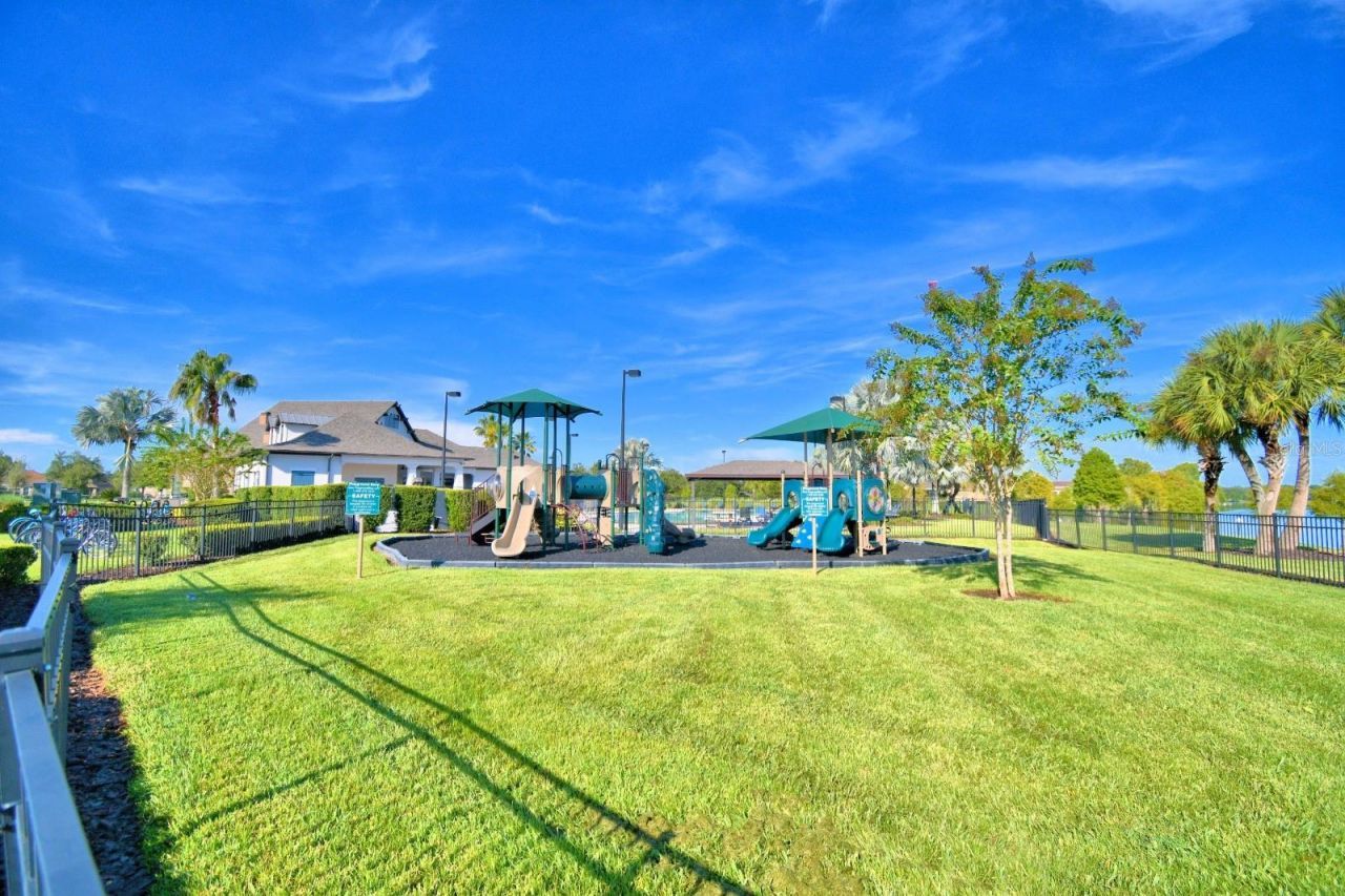 6286 Manitoba Drive , Lakeland, FL 33805 Photo