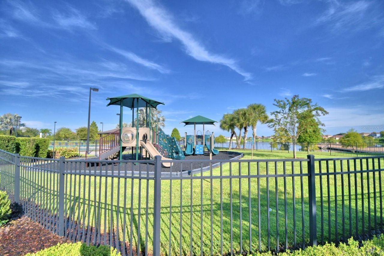 6286 Manitoba Drive , Lakeland, FL 33805 Photo