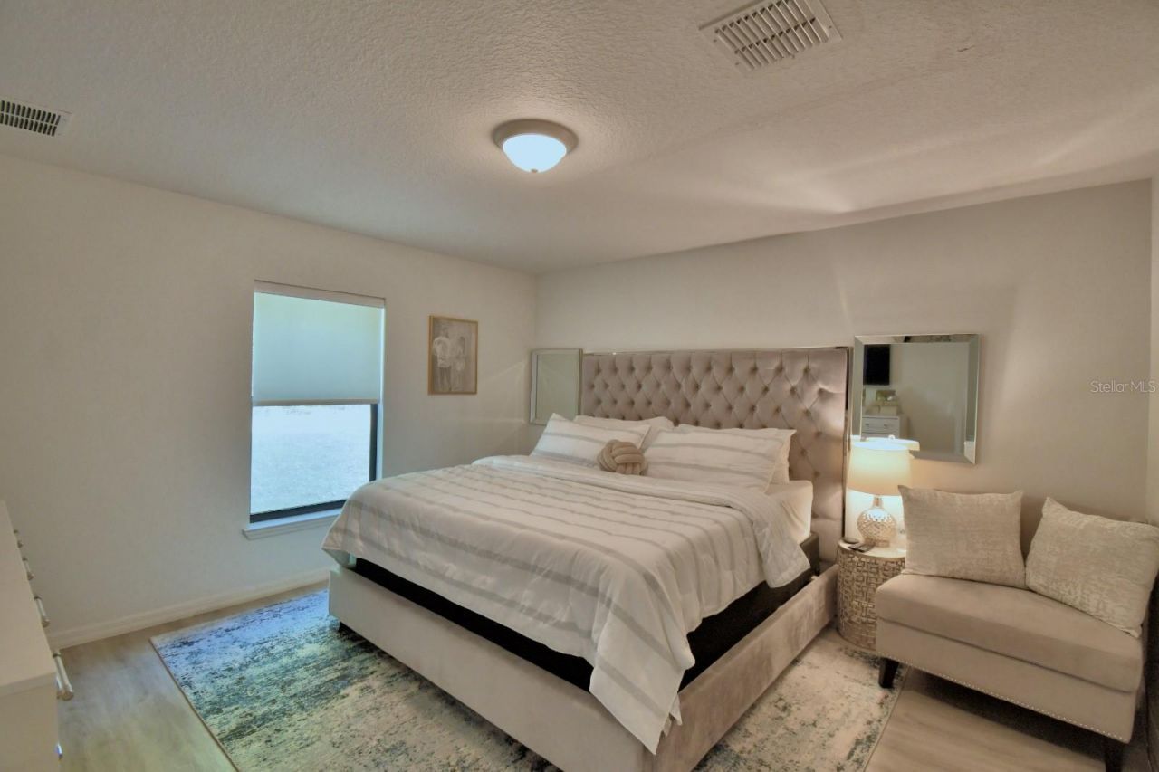 6286 Manitoba Drive , Lakeland, FL 33805 Photo