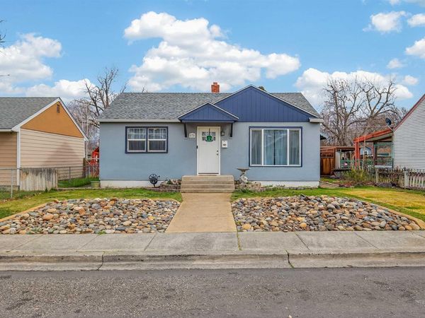 835 12th St., Clarkston, WA 99403