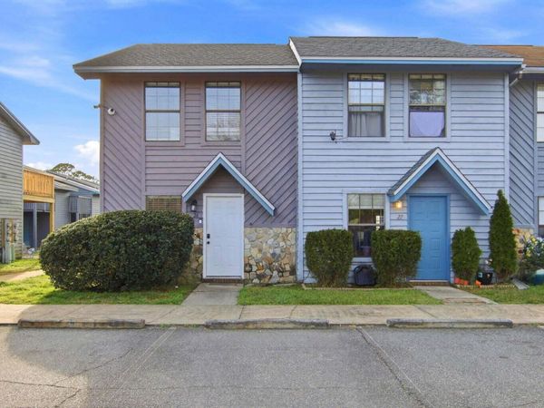 1325 Greendale Avenue, Unit 26, Fort Walton Beach, FL 32547