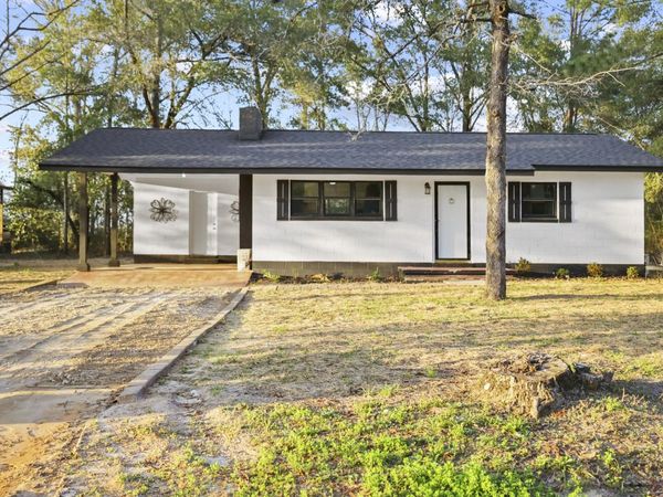 142 Hemlock Road, DeFuniak Springs, FL 32435