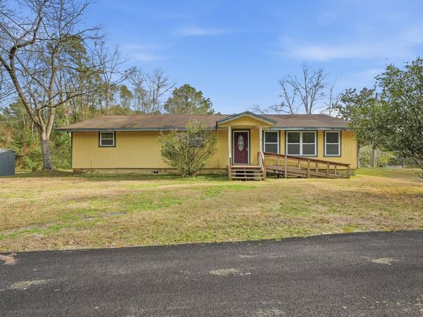 4758 Boutwell Road, Laurel Hill, FL 32567