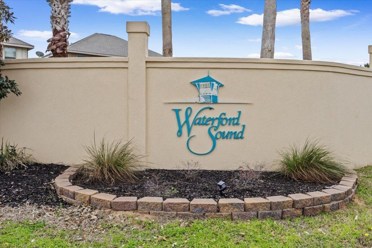 1713 Waterford Sound Boulevard, Gulf Breeze, FL 32563 Main Photo