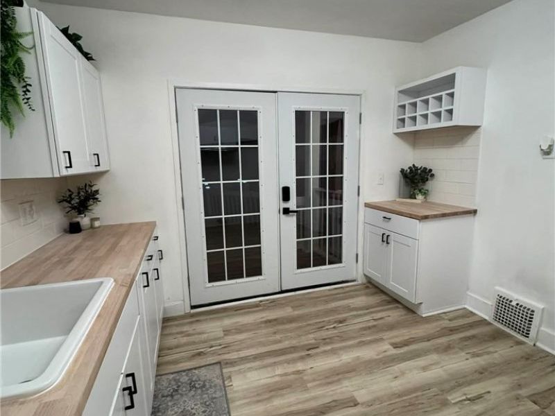 127 Beebe Avenue, Elyria, OH 44035 Photo 11