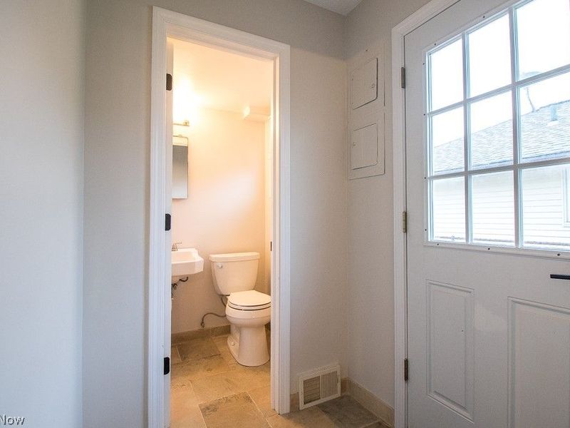 1262 E 346th Street, Eastlake, OH 44095 Photo 22