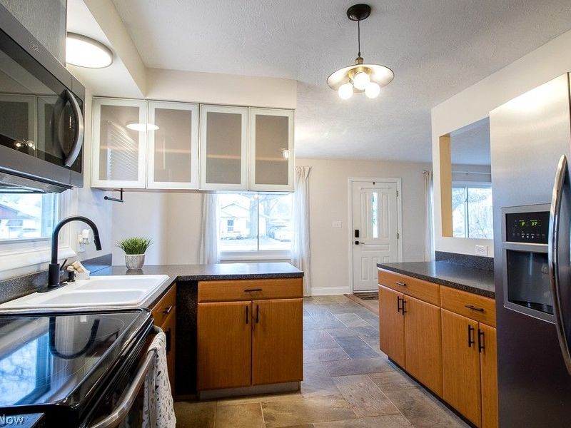 1262 E 346th Street, Eastlake, OH 44095 Photo 9