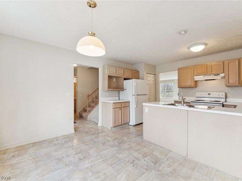 4824 Quarry Lane, Unit 30, Richmond Heights, OH 44143 Photo 19