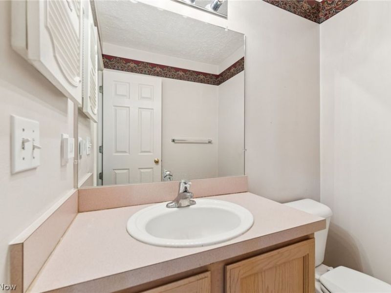 4824 Quarry Lane, Unit 30, Richmond Heights, OH 44143 Photo 23