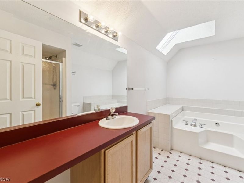 4824 Quarry Lane, Unit 30, Richmond Heights, OH 44143 Photo 29