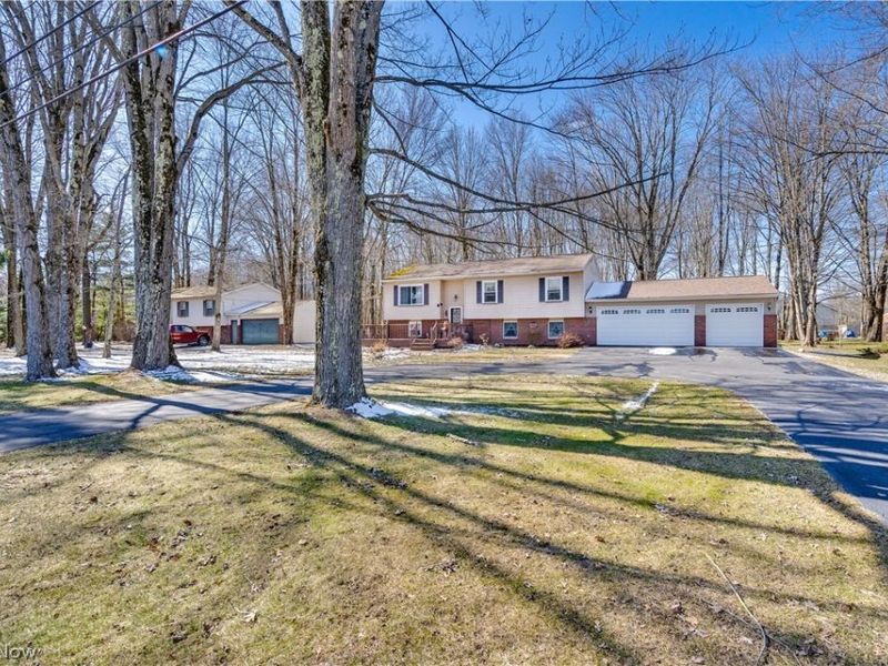 4769 Hoagland Blackstub Road , Cortland, OH 44410 Photo 3