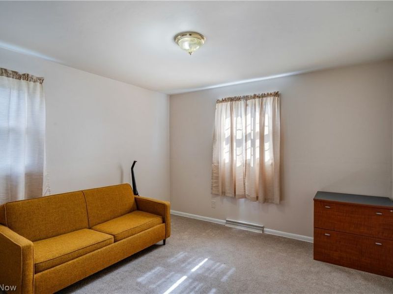 500 E Liberty Street , Youngstown, OH 44505 Photo 27