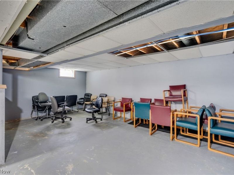 500 E Liberty Street , Youngstown, OH 44505 Photo 34