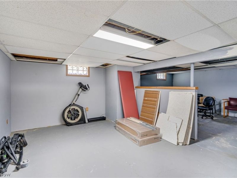 500 E Liberty Street , Youngstown, OH 44505 Photo 35