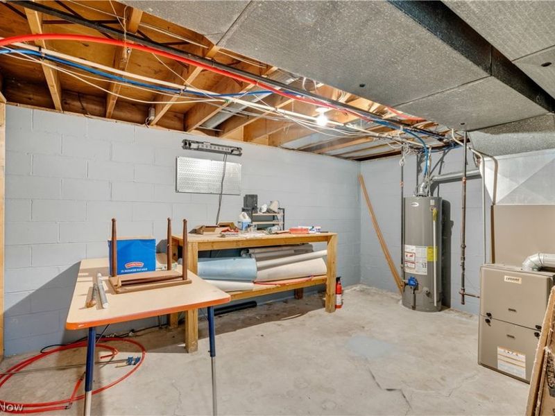 500 E Liberty Street , Youngstown, OH 44505 Photo 41