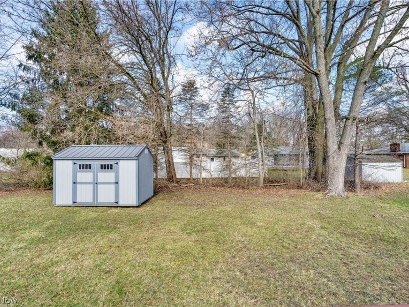 500 E Liberty Street , Youngstown, OH 44505 Photo 47