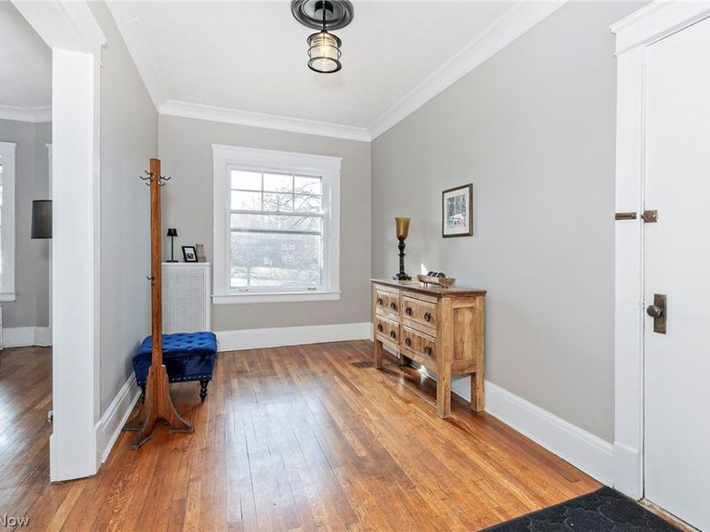 2685 Euclid Heights Boulevard, Unit 3, Cleveland Heights, OH 44106 Photo 3