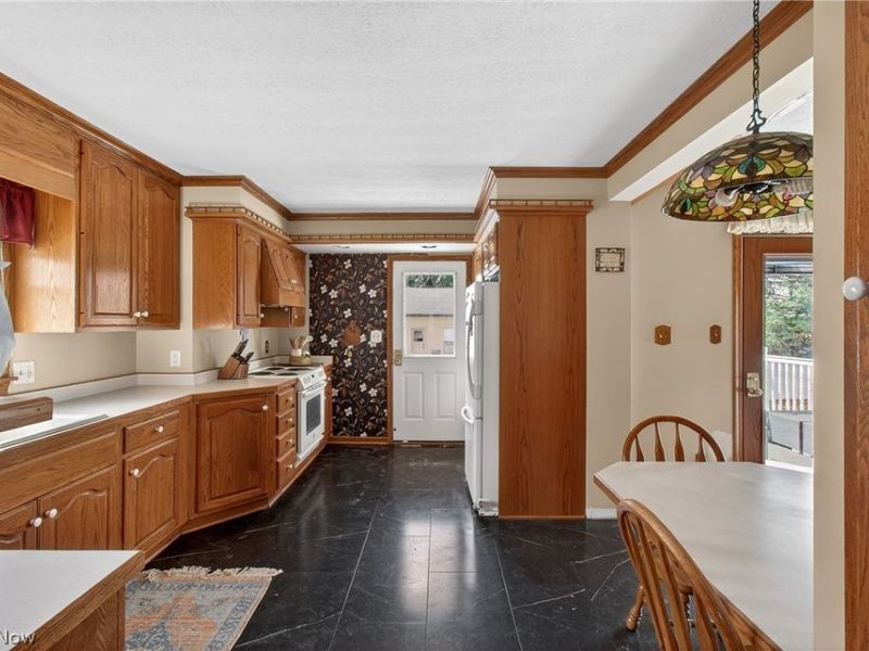 1220 Chestnut Street, Dover, OH 44622 Photo 2