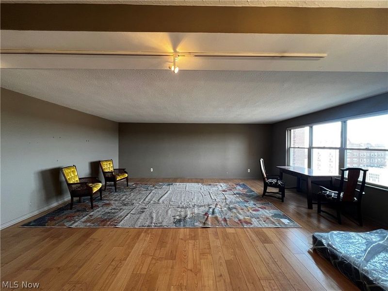 13900 Shaker Boulevard, Unit 1012, Cleveland, OH 44120 Photo 3