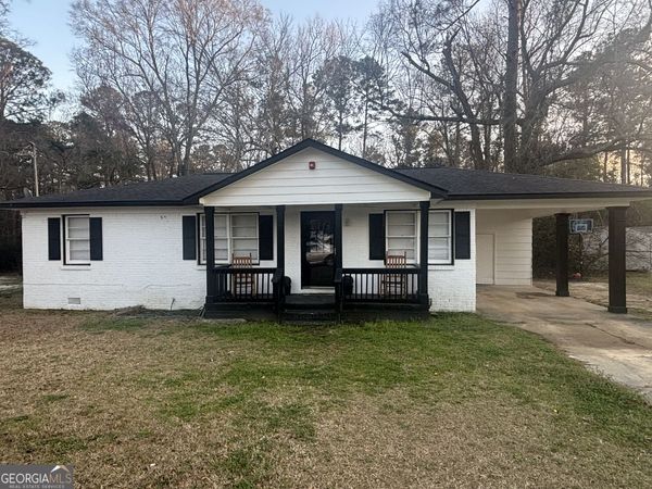 614 Alfred C Carson, Sandersville, GA 31082