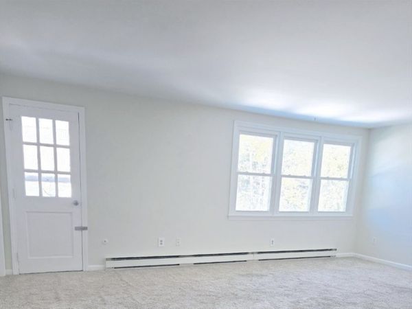 567 Main Street, Unit 2, Shrewsbury, MA 01540