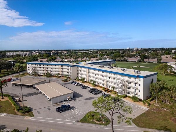 6220 Augusta DR, Unit 107, FORT MYERS, FL 33907