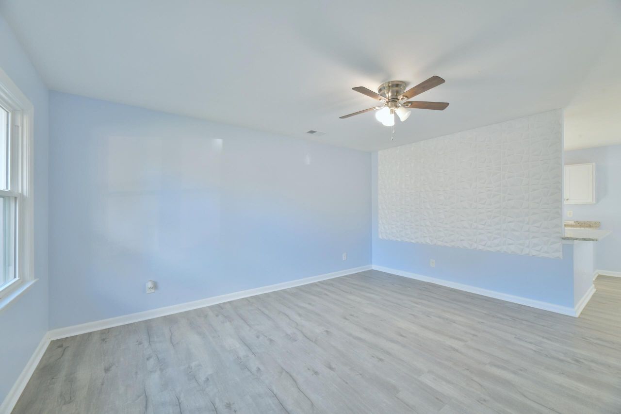 109 Tupelo Street Photo 4