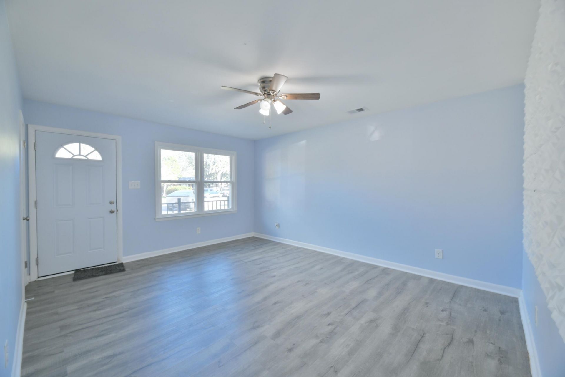 109 Tupelo Street Photo 5