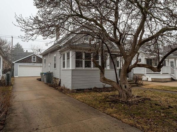 507 S Oak Park COURT, Milwaukee, WI 53214