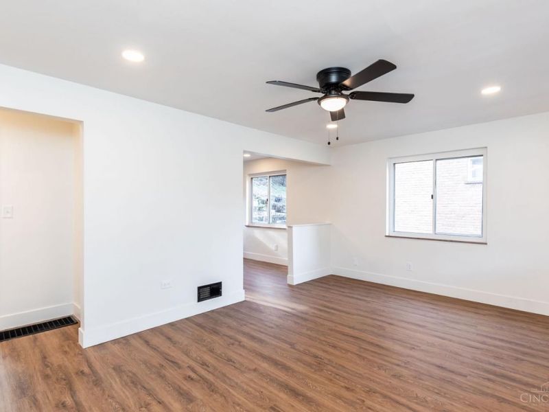 723 Wilbud Drive, Cincinnati, OH 45205 Photo 13