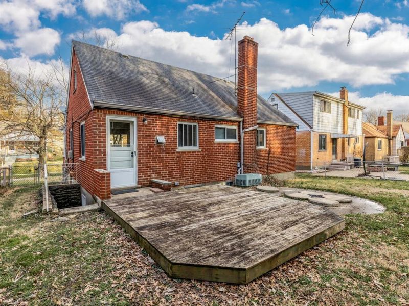 723 Wilbud Drive, Cincinnati, OH 45205 Photo 4