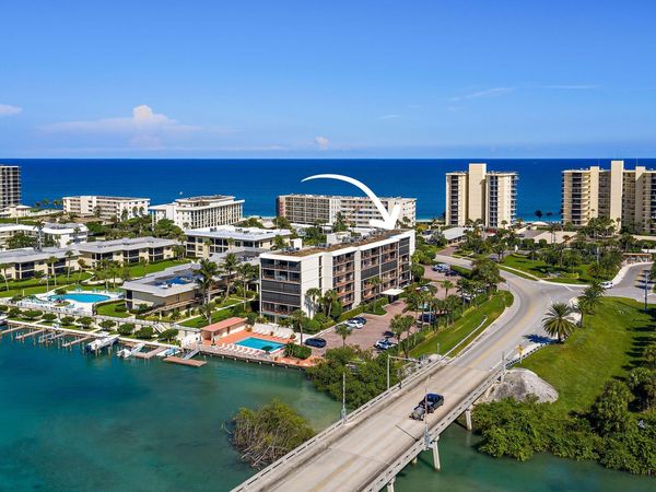 225 Beach Road, Unit 401, Tequesta, FL 33469