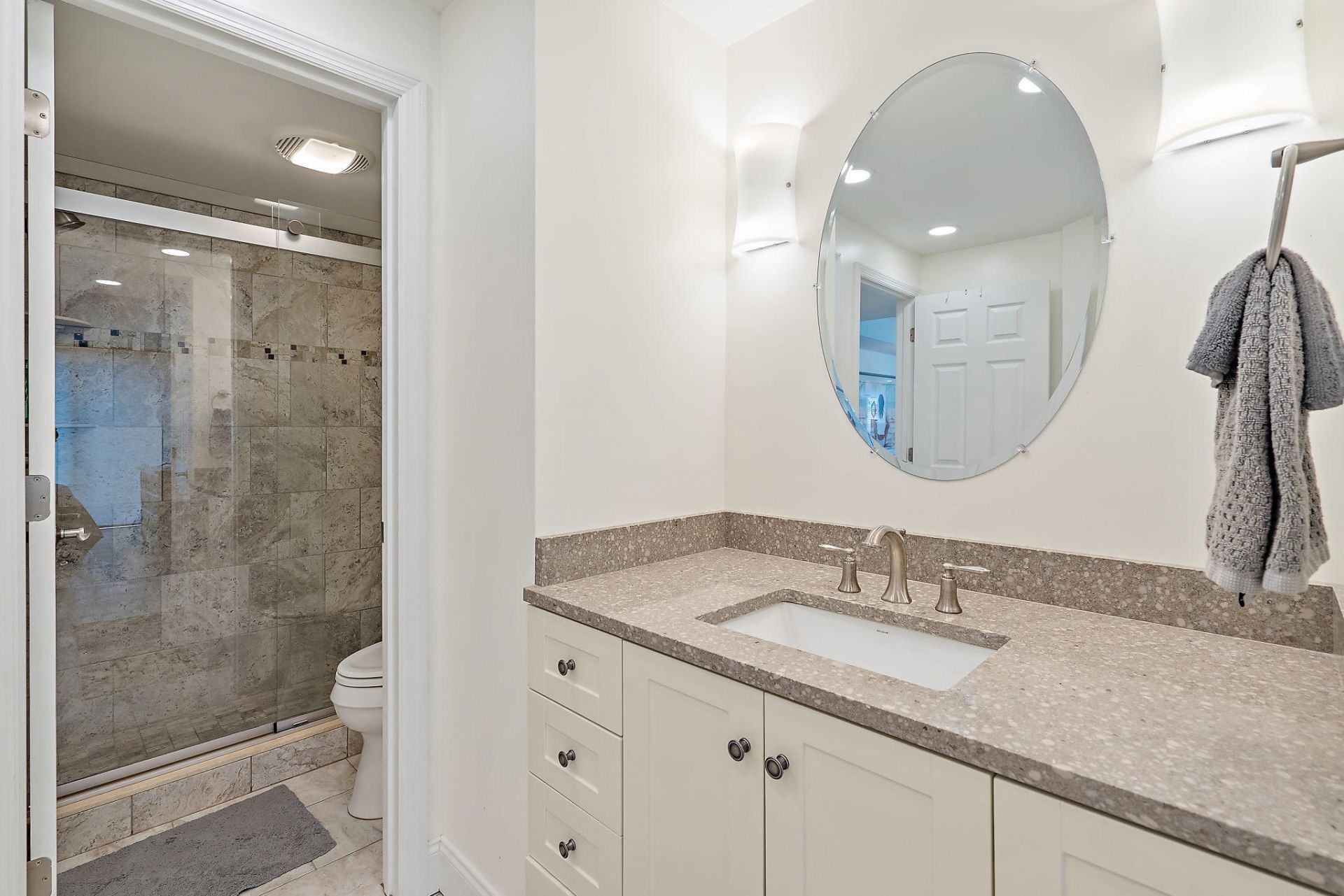 225 Beach Road, Unit 401, Tequesta, FL 33469 Photo