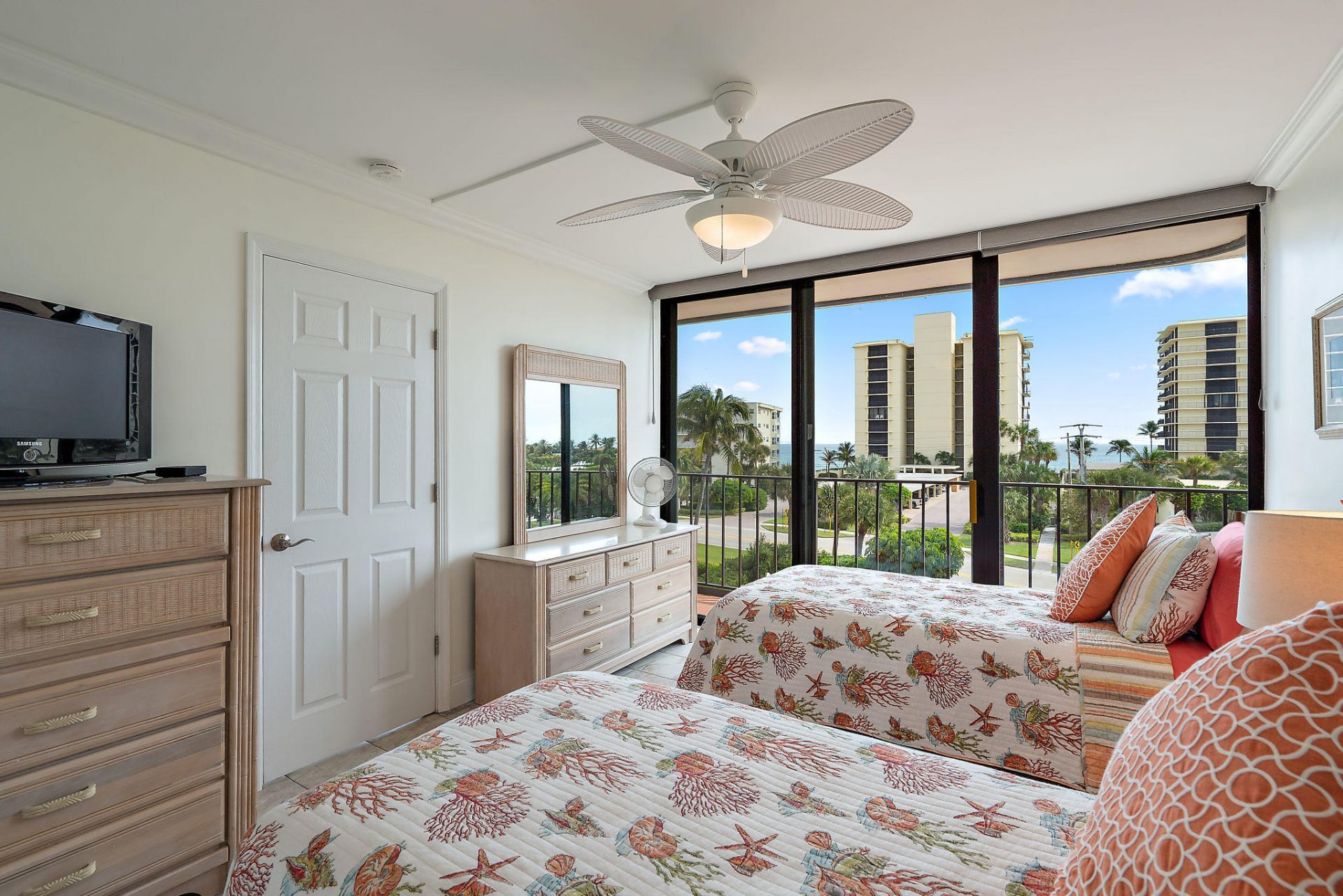 225 Beach Road, Unit 401, Tequesta, FL 33469 Photo