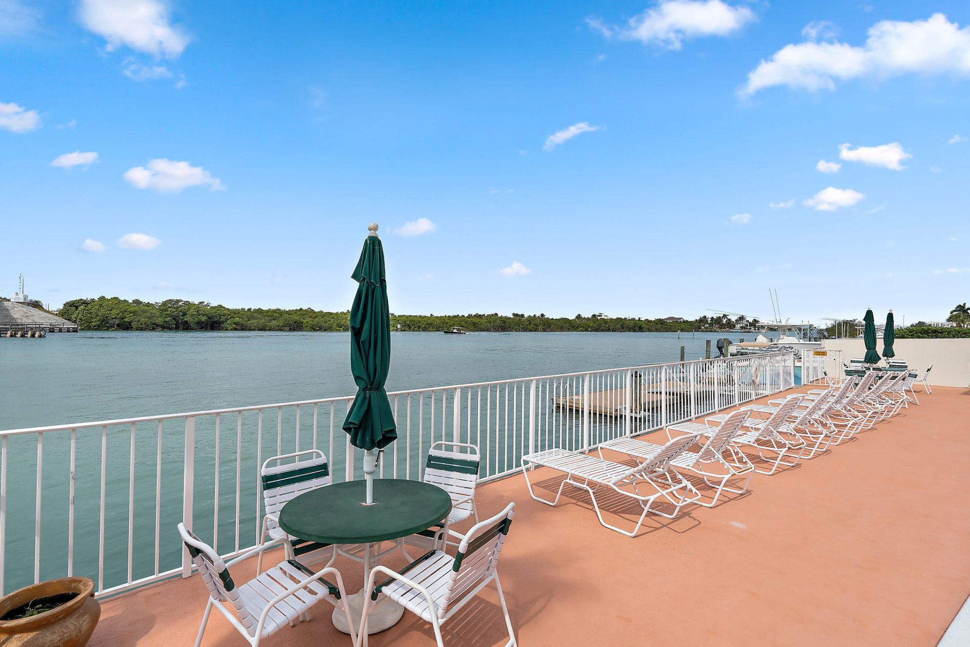 225 Beach Road, Unit 401, Tequesta, FL 33469 Photo