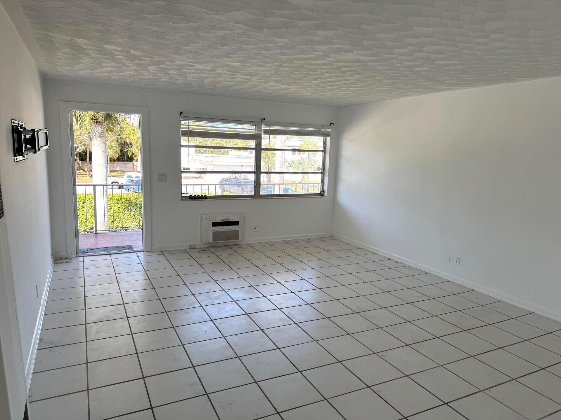 4800 N Flagler Drive, Unit 3, West Palm Beach, FL 33407 Photo
