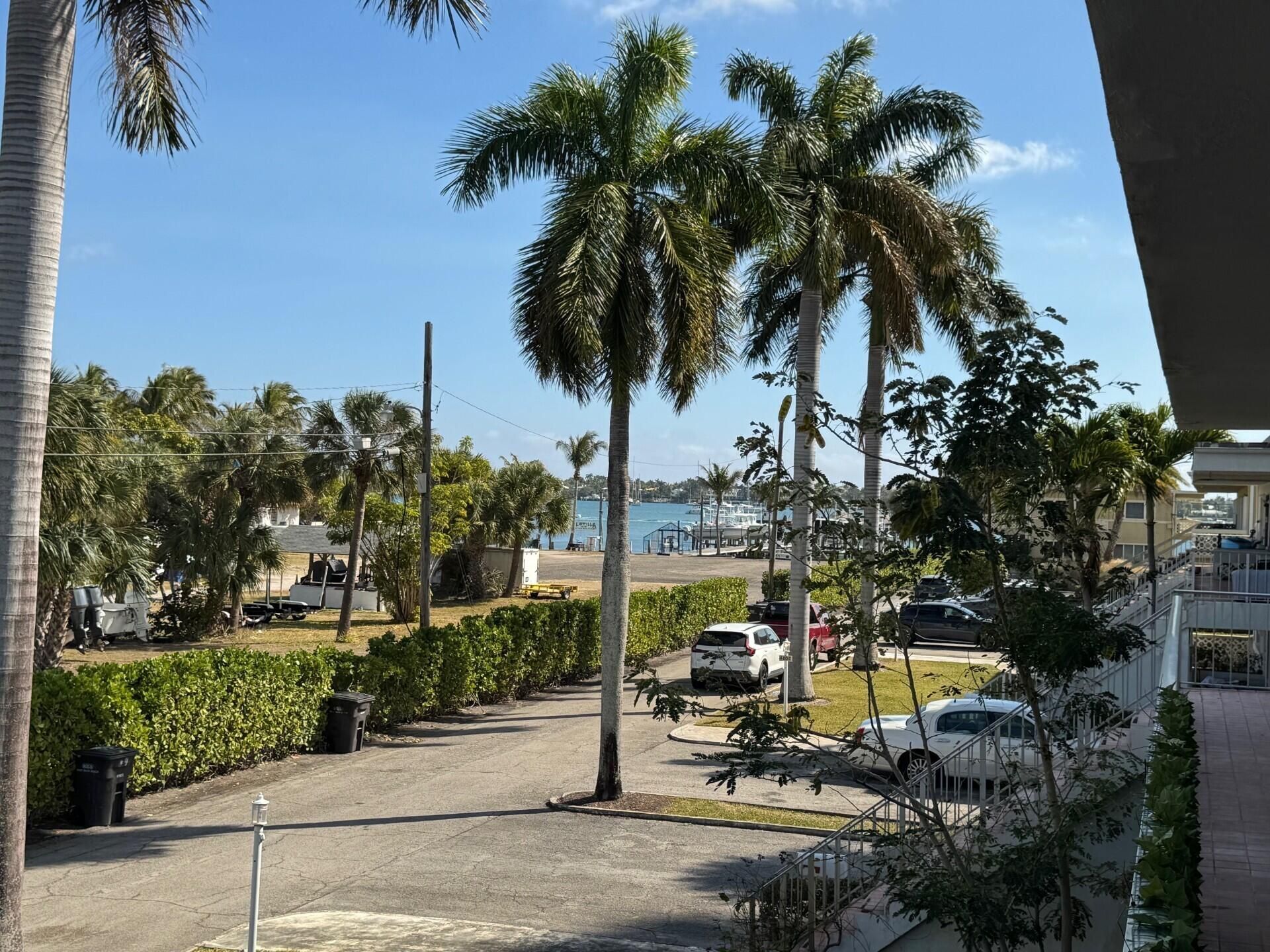 4800 N Flagler Drive, Unit 3, West Palm Beach, FL 33407 Photo
