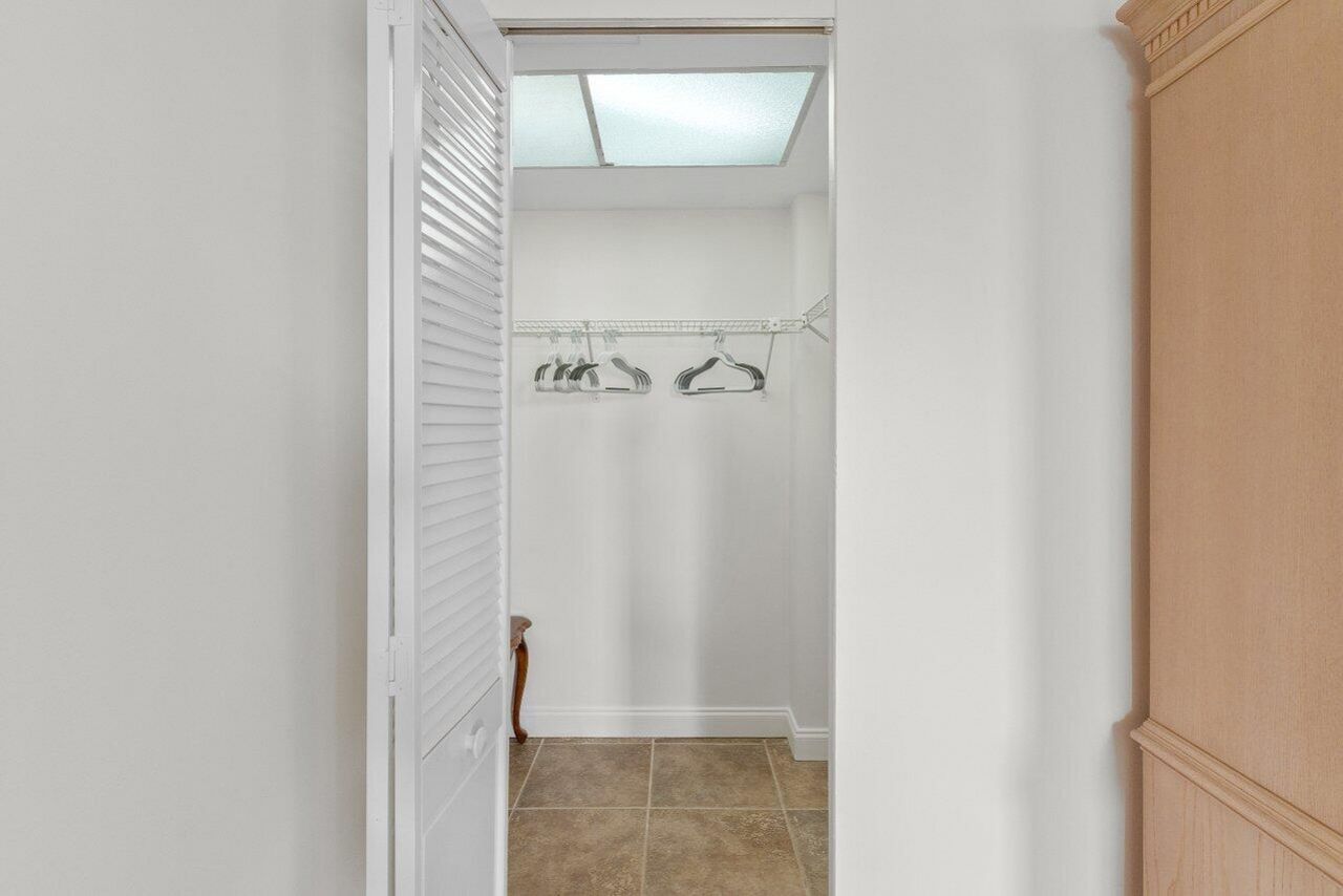 3475 S Ocean Boulevard, Unit 405, Palm Beach, FL 33480 Photo