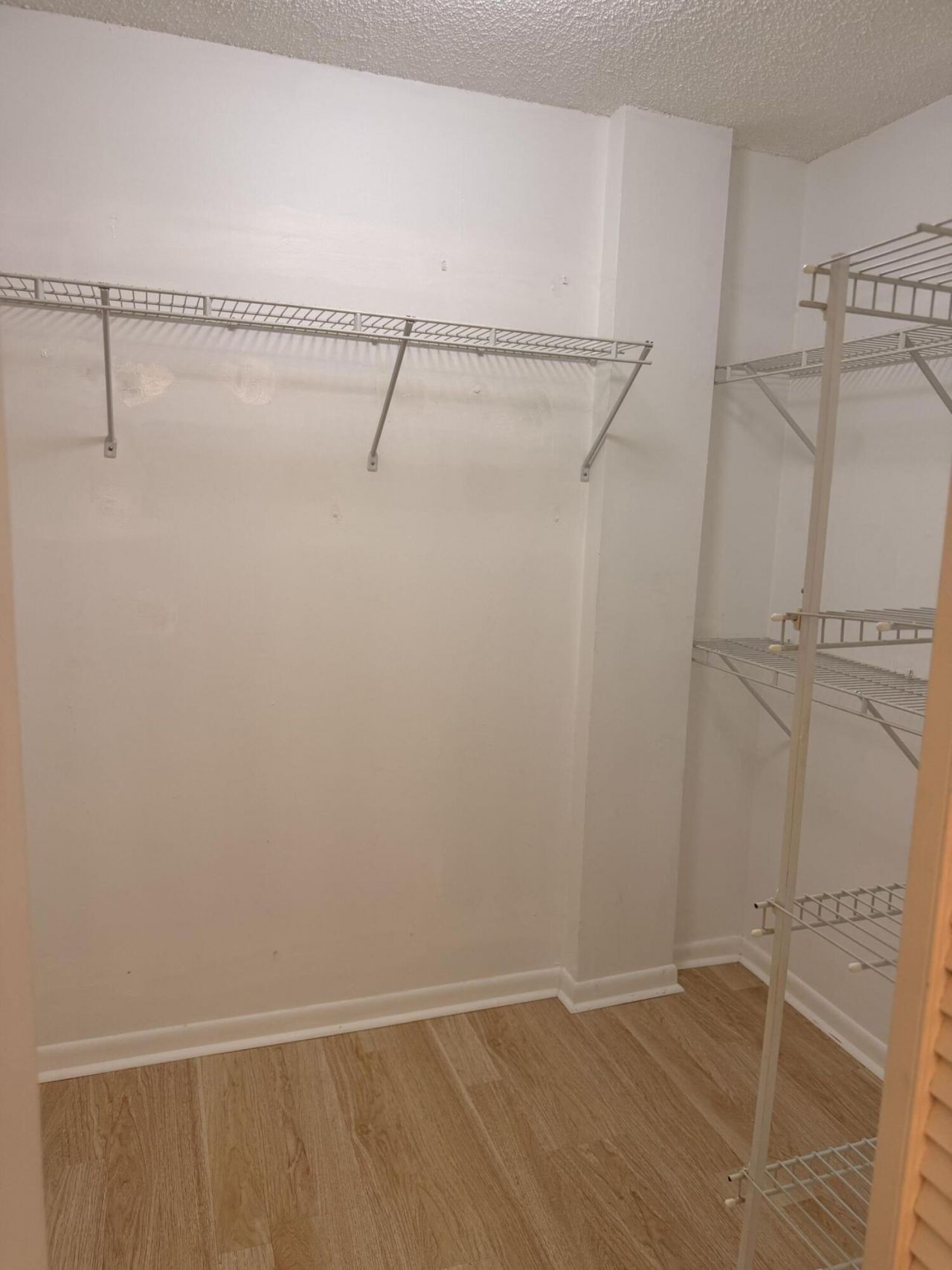 3146 Via Ponciana, Unit 301, Lake Worth, FL 33467 Photo