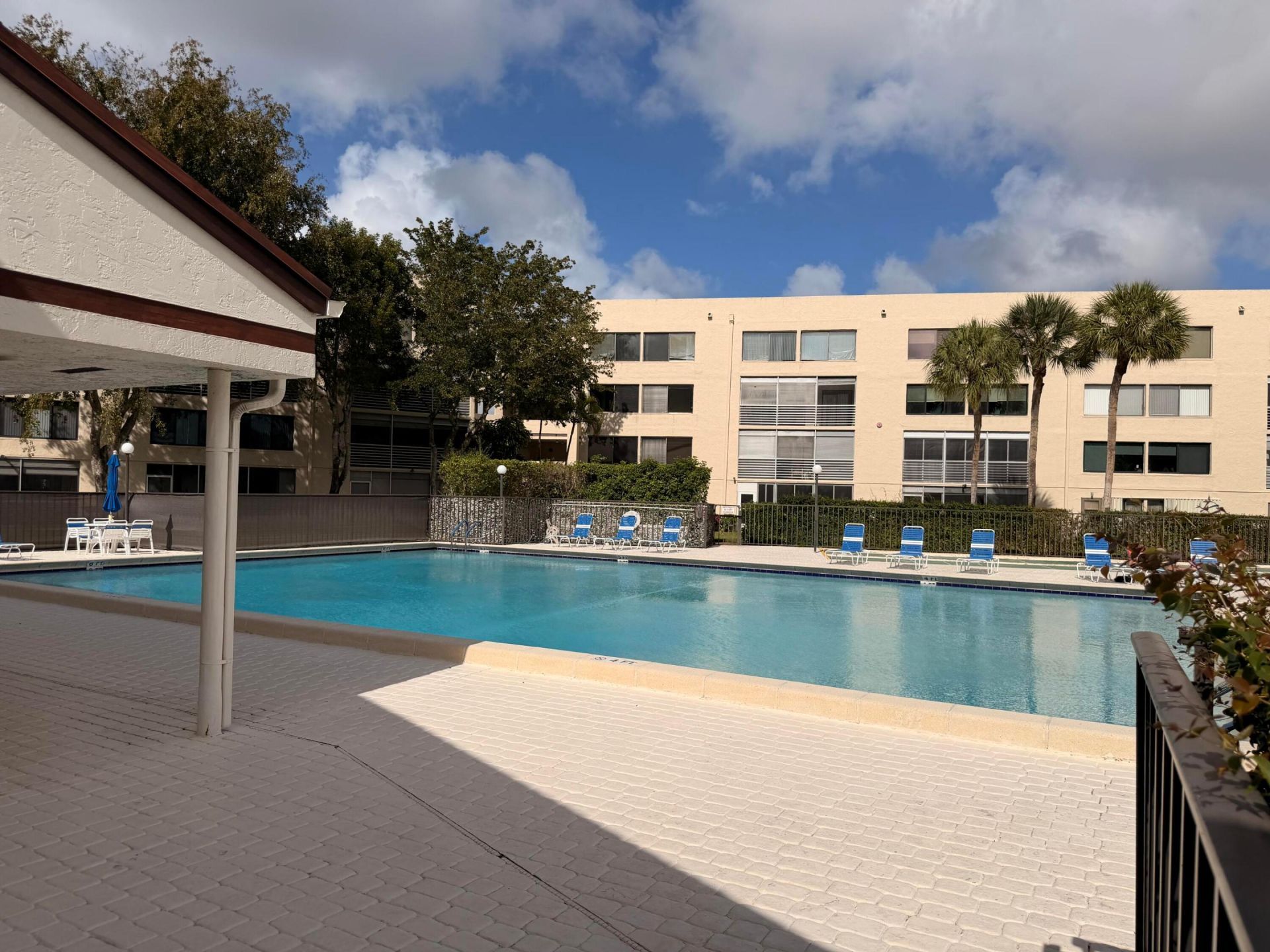 3146 Via Ponciana, Unit 301, Lake Worth, FL 33467 Photo