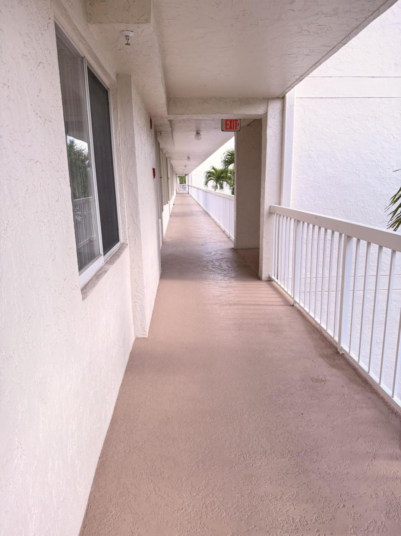 3146 Via Ponciana, Unit 301, Lake Worth, FL 33467 Photo