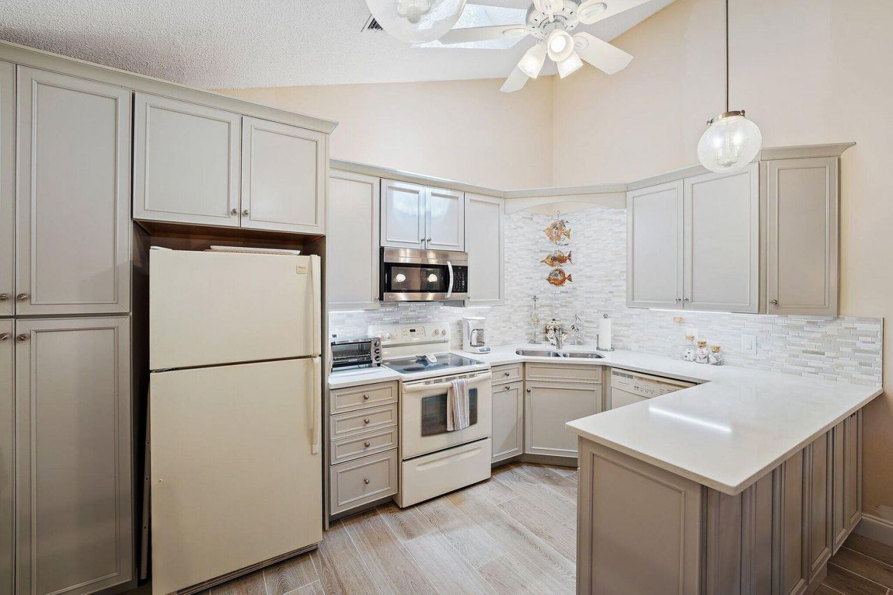 1801 S Us Highway 1, Unit 12c, Jupiter, FL 33477 Photo