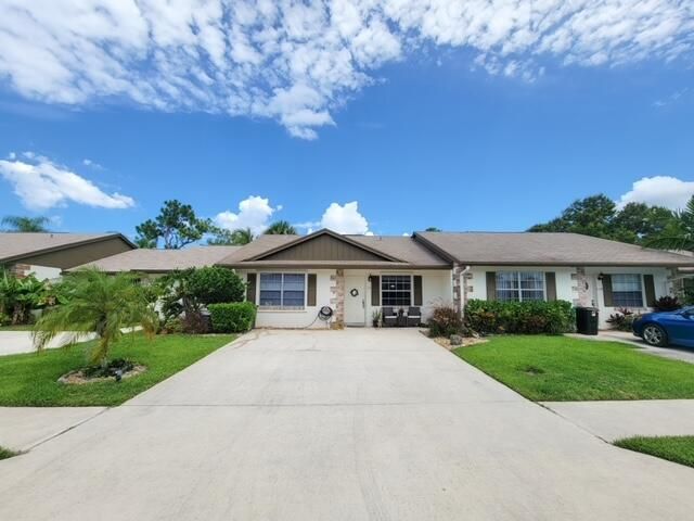 136 Doe Trail, Jupiter, FL 33458 Main Photo