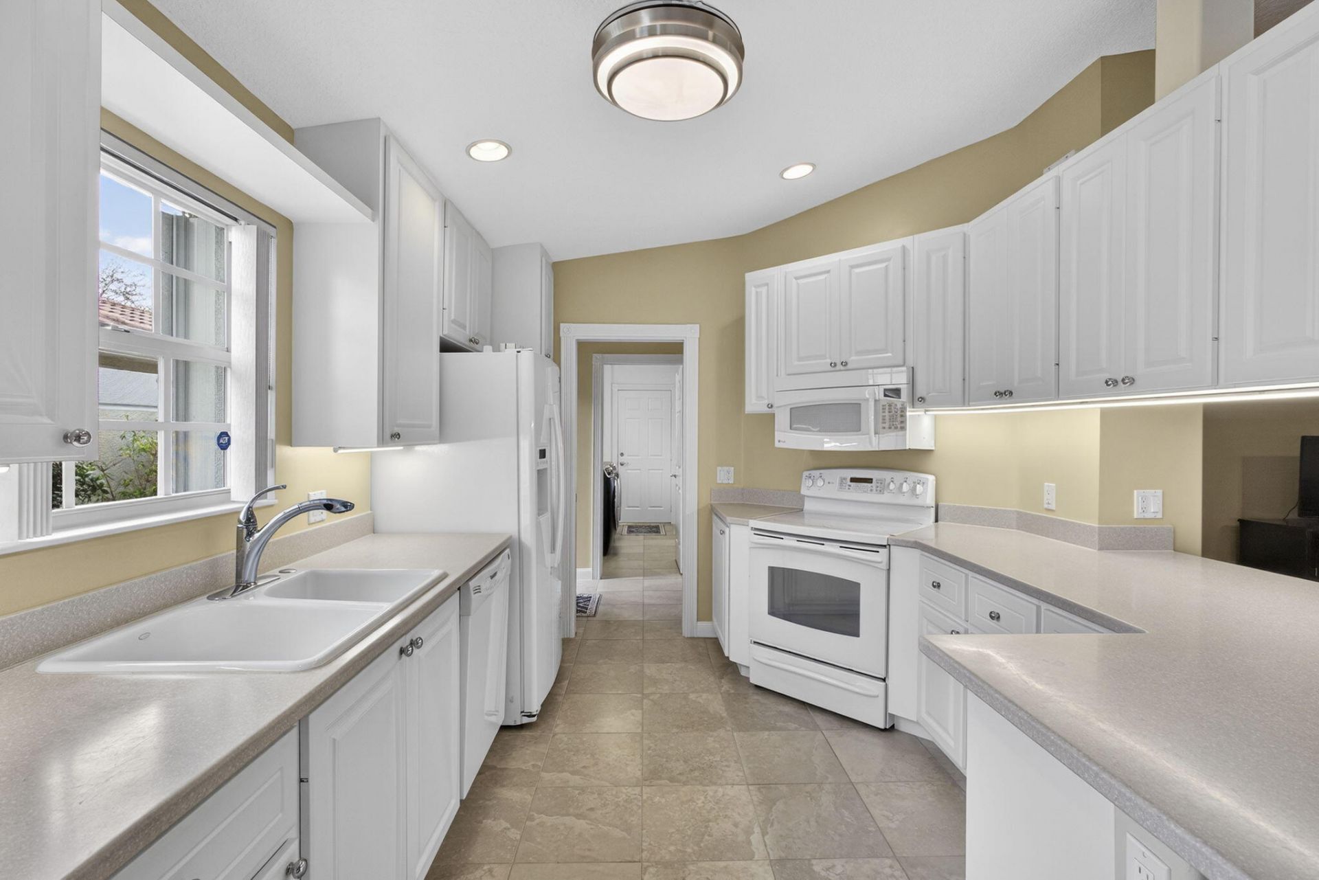 8269 Saint Johns Court, Wellington, FL 33414 Photo