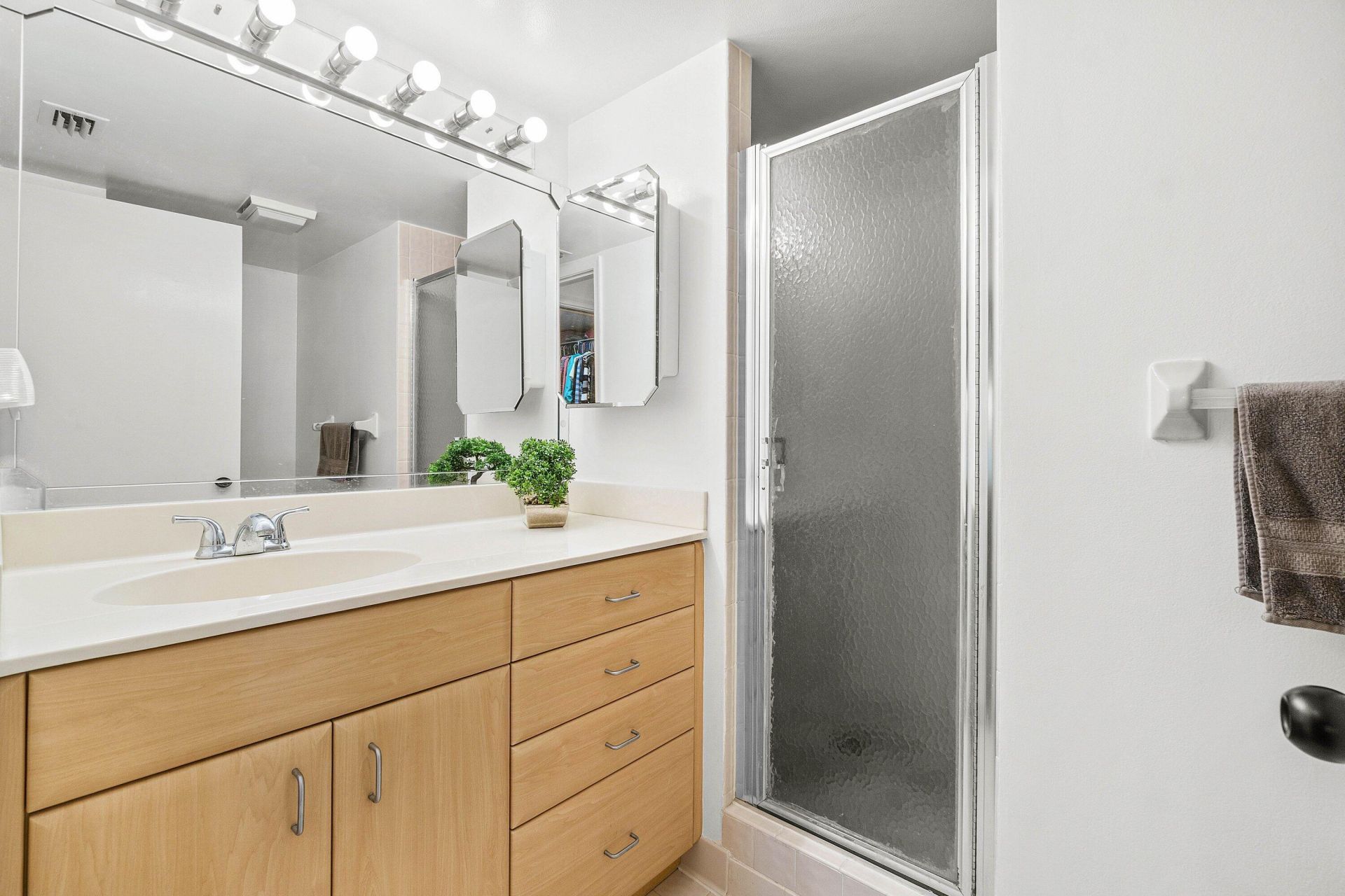 10110 Cedar Point Boulevard, Unit 305, Boynton Beach, FL 33437 Photo